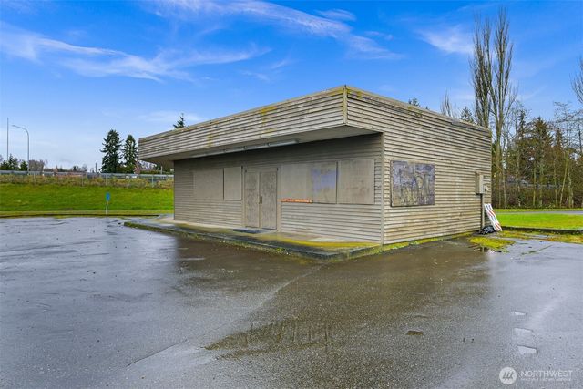 265 F Street, Blaine, WA 98230