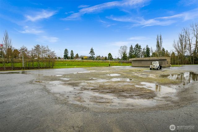 265 F Street, Blaine, WA 98230