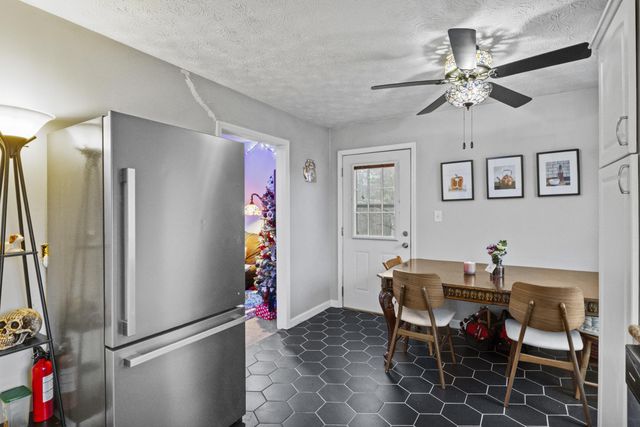 414 Richmond Avenue, Nicholasville, KY 40356