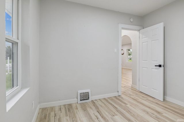 2005 Prairie Avenue, South Bend, IN 46613