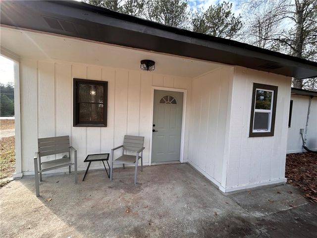 5147 W Hwy 166, Carrollton, GA 30117