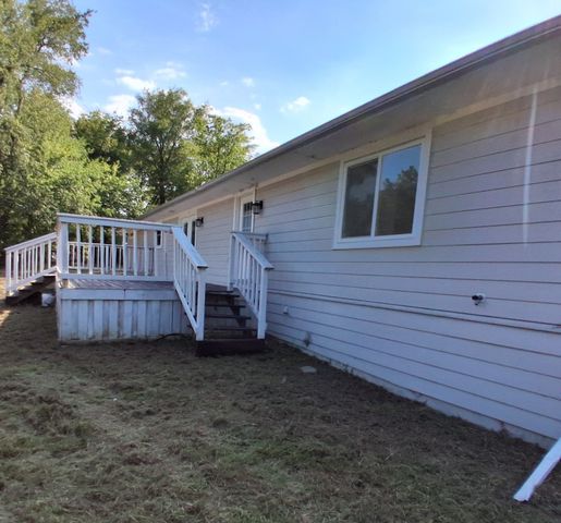 9463 County Road 4900, Wolfe City, TX 75496