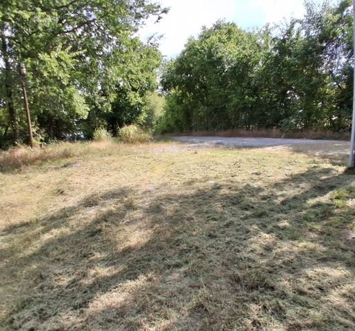 9463 County Road 4900, Wolfe City, TX 75496