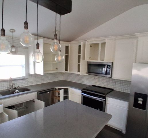 9463 County Road 4900, Wolfe City, TX 75496