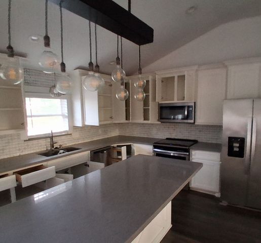 9463 County Road 4900, Wolfe City, TX 75496