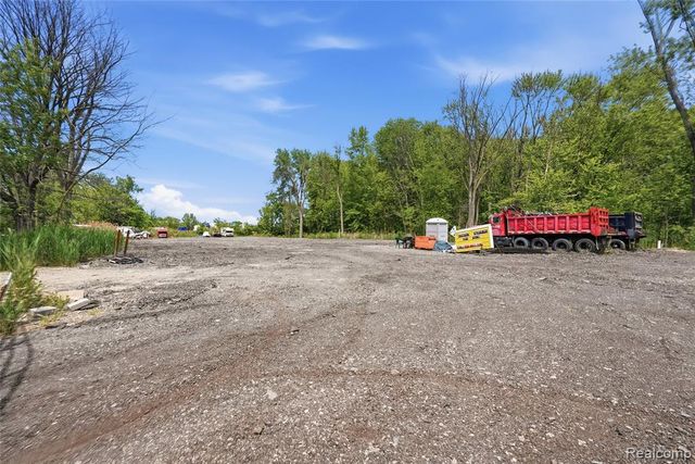 24311 Charles Street, Clinton Township, MI 48036