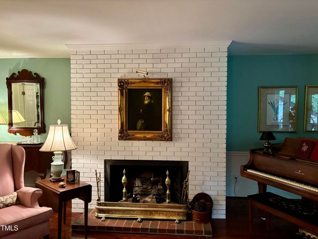 180 Montrose Drive, Durham, NC 27707