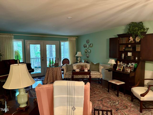 180 Montrose Drive, Durham, NC 27707