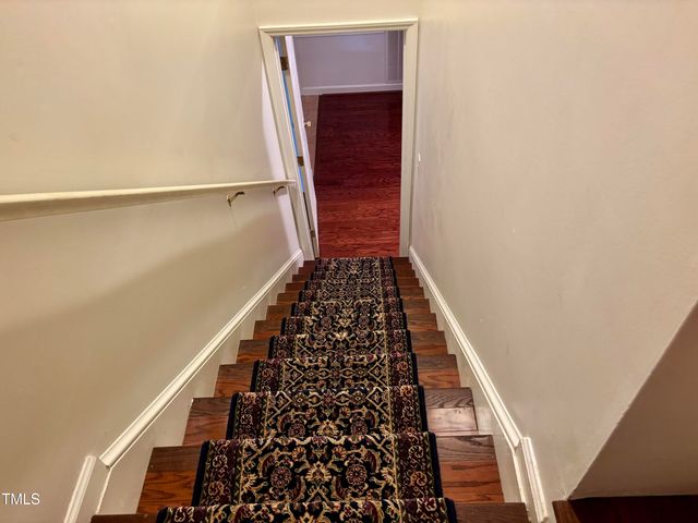 180 Montrose Drive, Durham, NC 27707