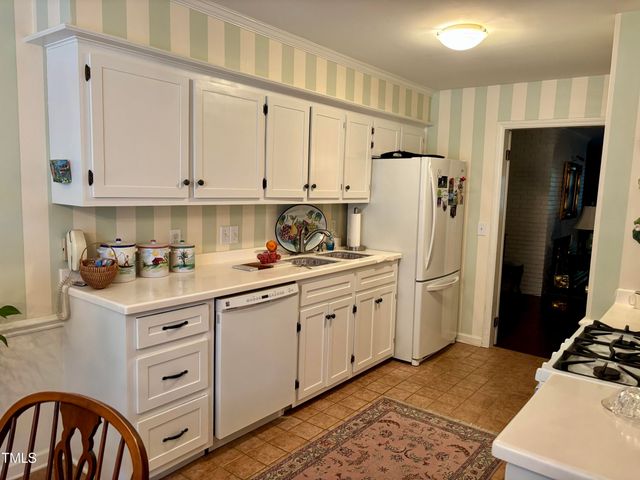 180 Montrose Drive, Durham, NC 27707