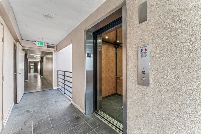 7826 Topanga Canyon Blvd 308, Canoga Park, CA 91304