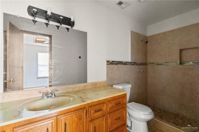 1115 W 5th Street, Weslaco, TX 78596