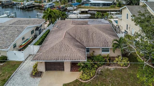 415 CROSSWINDS DRIVE, Palm Harbor, FL 34683