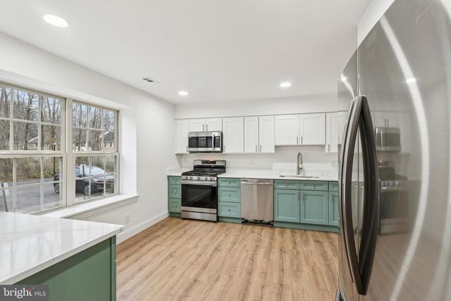 27 FAWNHOLLOW CT, Medford, NJ 08055