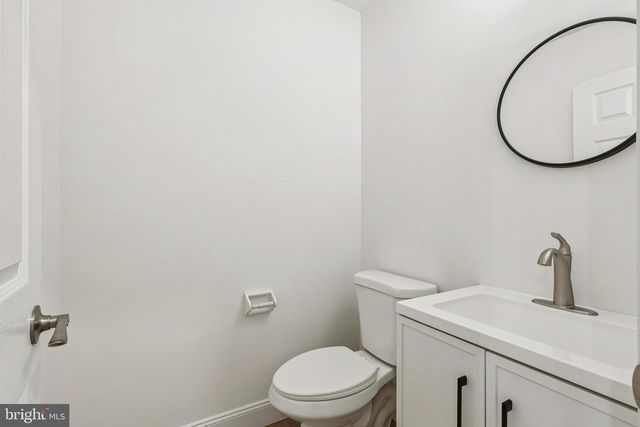 27 FAWNHOLLOW CT, Medford, NJ 08055