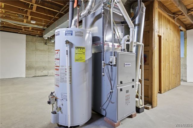 77 King Avenue, Cheektowaga, NY 14043