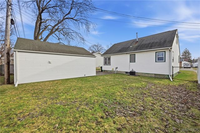 77 King Avenue, Cheektowaga, NY 14043