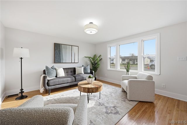 77 King Avenue, Cheektowaga, NY 14043