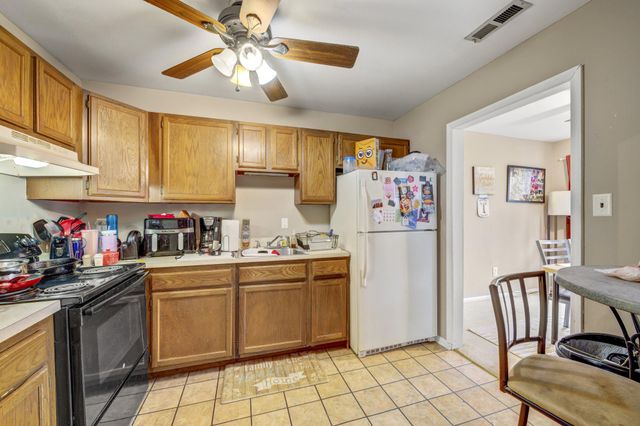 233 S HILL DR, Westampton, NJ 08060