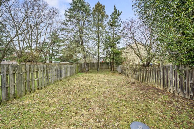 233 S HILL DR, Westampton, NJ 08060