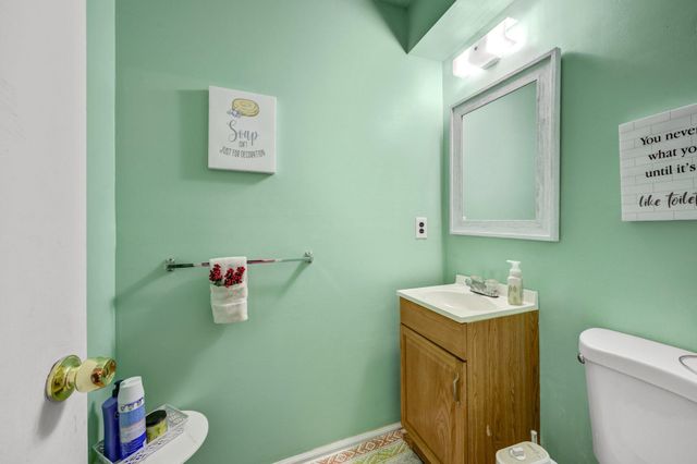 233 S HILL DR, Westampton, NJ 08060