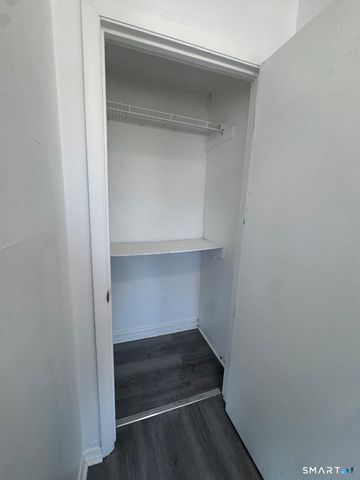 265 6th Street, Bridgeport, CT 06607