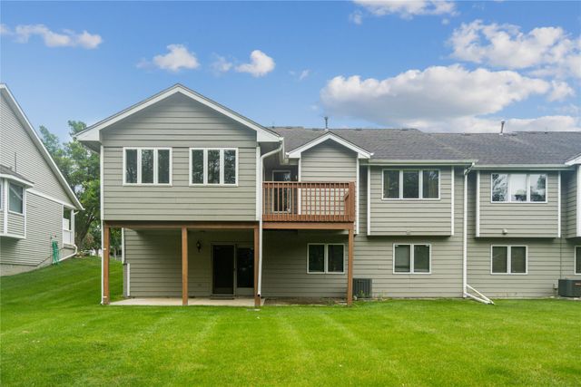 1204 SE Mallard Creek Drive, Ankeny, IA 50021