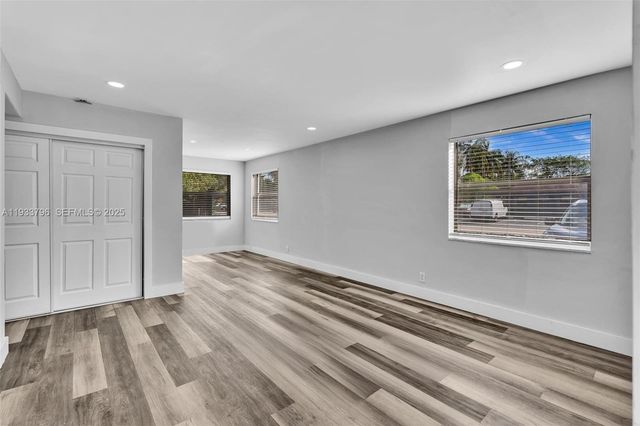 329 SW 1st Ct 1, Pompano Beach, FL 33060