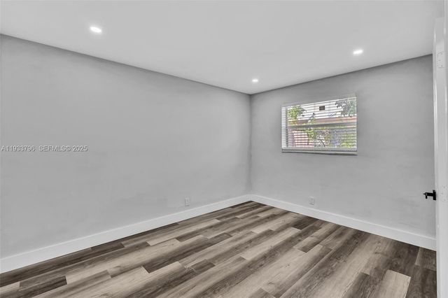 329 SW 1st Ct 1, Pompano Beach, FL 33060