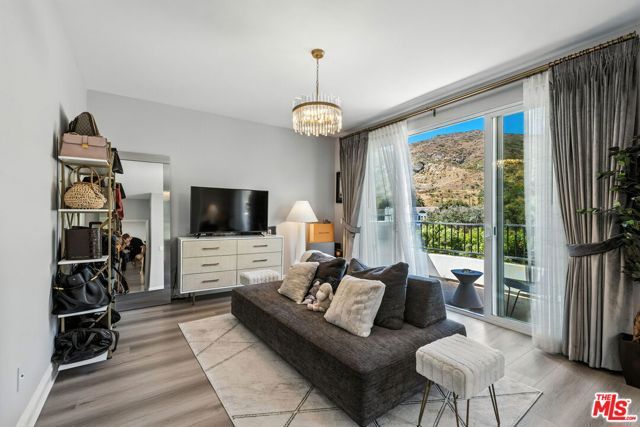 23971 De Ville Way, Malibu, CA 90265