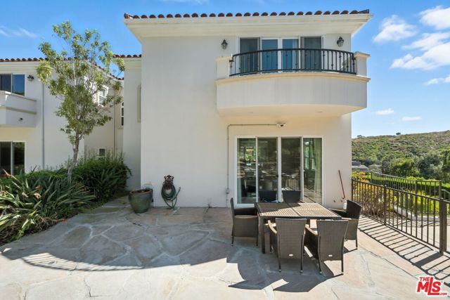 23971 De Ville Way, Malibu, CA 90265