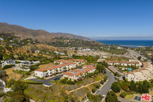 23971 De Ville Way, Malibu, CA 90265
