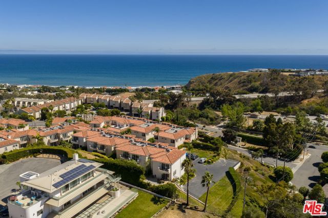 23971 De Ville Way, Malibu, CA 90265