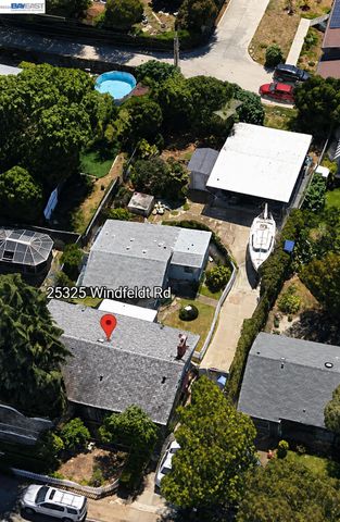25325 Windfeldt Rd, Hayward, CA 94541