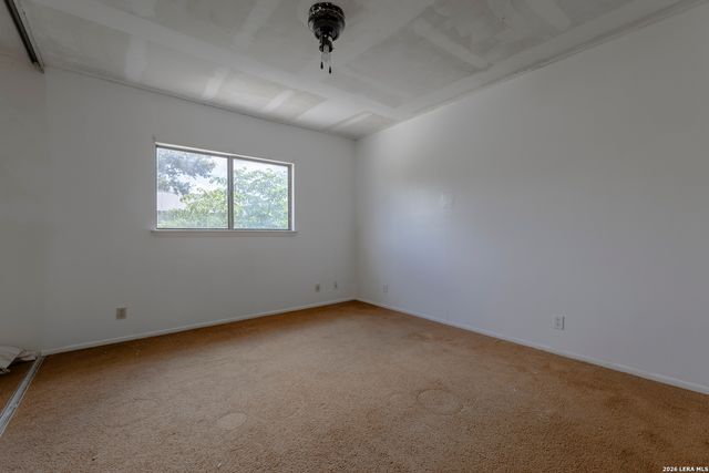 6822 Misty Field Dr, Converse, TX 78109