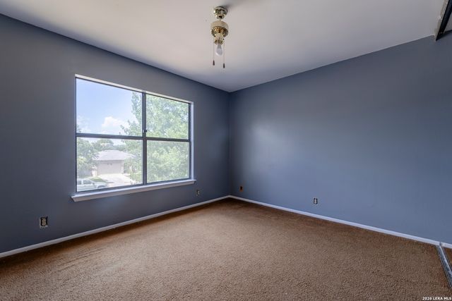 6822 Misty Field Dr, Converse, TX 78109
