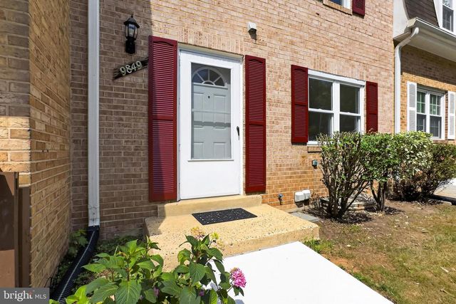 9849 LAKEPOINTE DR, Burke, VA 22015