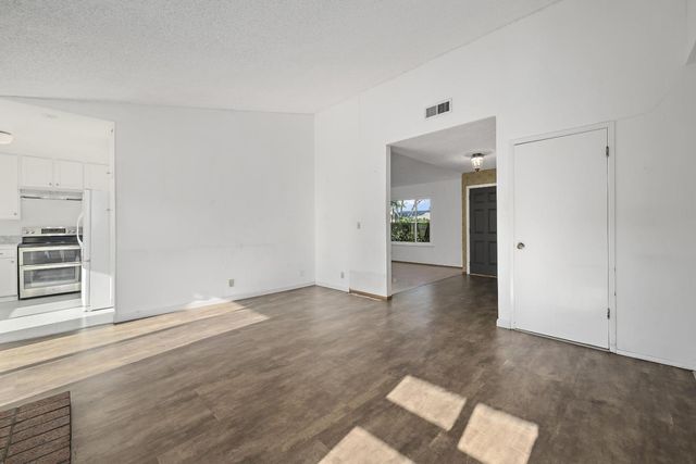 690 Albion Drive, San Jose, CA 95136