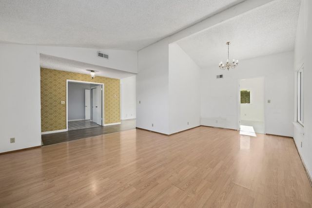 690 Albion Drive, San Jose, CA 95136