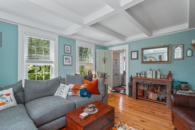 434 Main, Amesbury, MA 01913