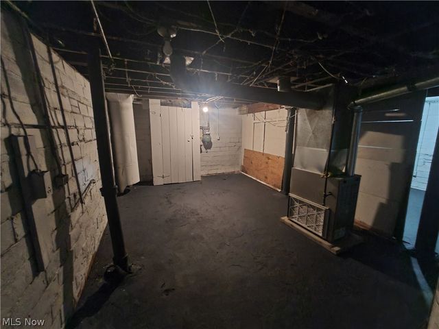 1140 E 144 Street, Cleveland, OH 44110