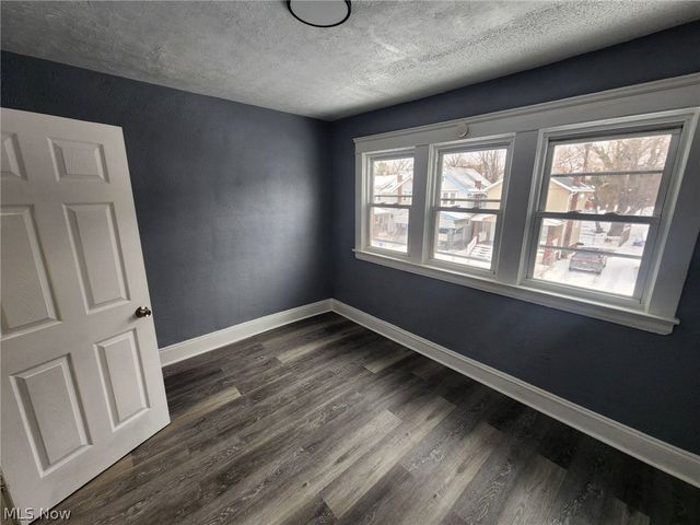 1140 E 144 Street, Cleveland, OH 44110