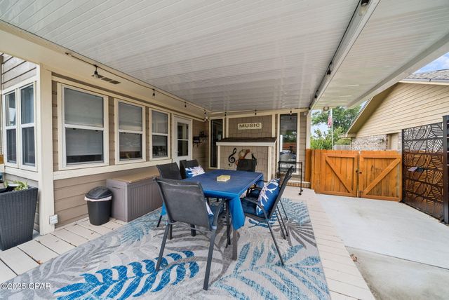 2501 Kimberly Drive, Lynn Haven, FL 32444