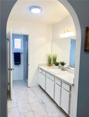 1450 W 146th Street 2, Gardena, CA 90247