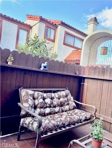 1450 W 146th Street 2, Gardena, CA 90247