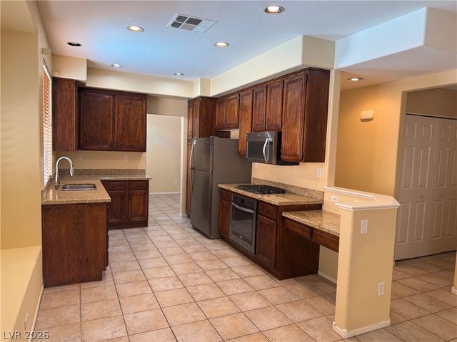 7944 Bonaventure Drive, Las Vegas, NV 89147