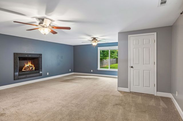 305 Eugene Rd, Columbia, TN 38401