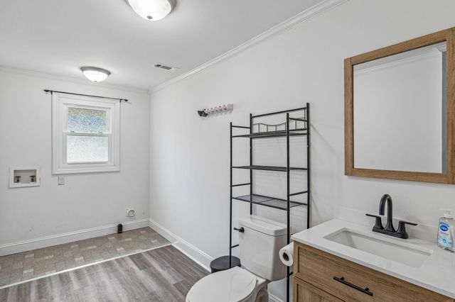305 Eugene Rd, Columbia, TN 38401