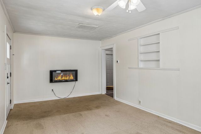 305 Eugene Rd, Columbia, TN 38401