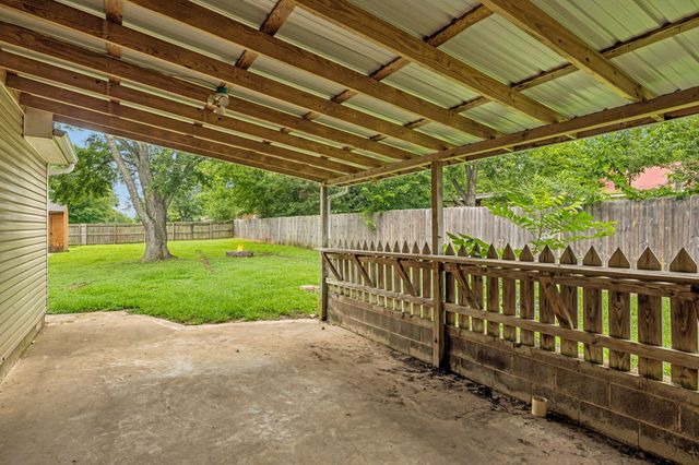 305 Eugene Rd, Columbia, TN 38401